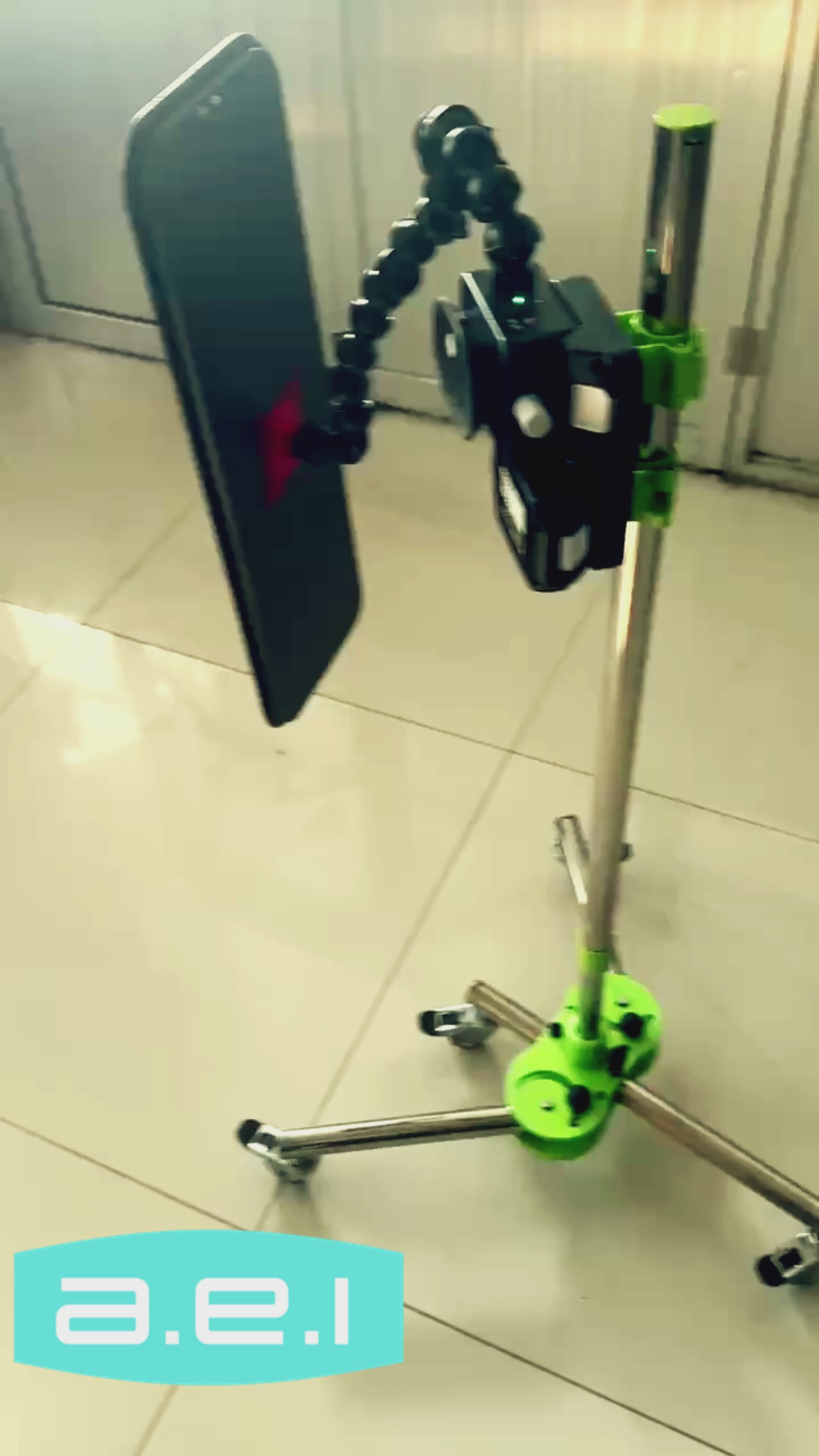 22" Cordless 6 Strip 18v LED Lamp + Adjustable Height Light Stand + 55pc Removable Handle Hardened Steel PDR Set